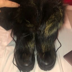 FOX FUR BOOTIES WITH SHEARLING LINING